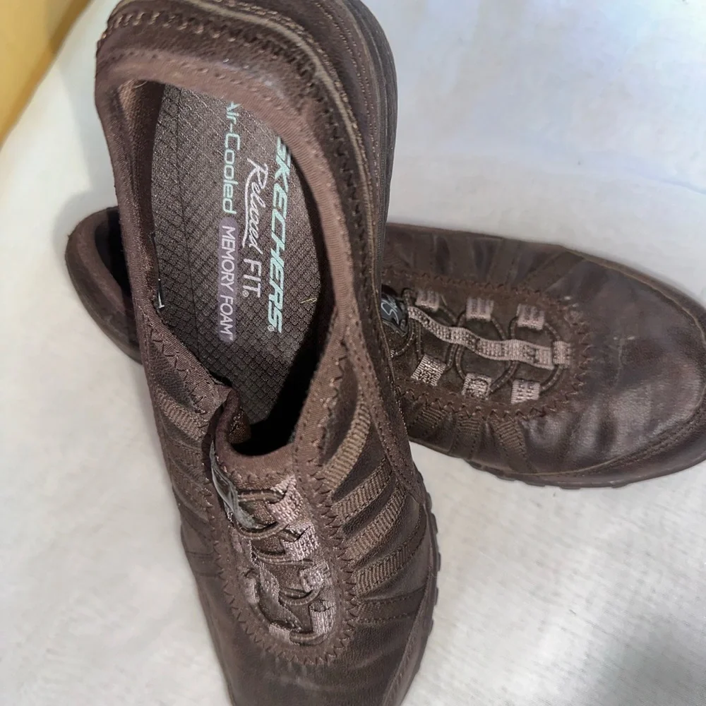 Skechers Women Chocolate Brown Sneakers.   (#104)